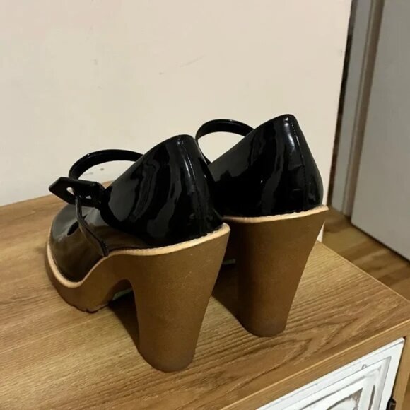 Marc Jacobs Patent Mary Jane Heels - Picture 8 of 13